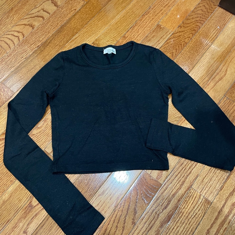 Wilfred Free Knit Black Long sleeve Crop Top